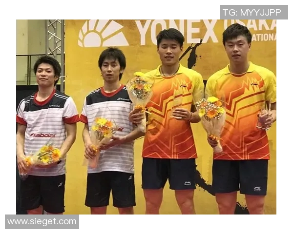 西安羽毛球队与上海羽毛球队赛后分析力量对比与战术探讨 西安羽毛球队与上海羽毛球队赛后分析力量对比与战术探讨