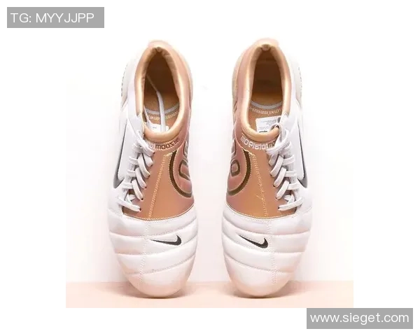 足球明星们的足球鞋选择与使用心得揭秘 足球明星们的足球鞋选择与使用心得揭秘